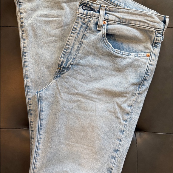 Levi's Light Wash Womens Jeans - Picture 2 of 5